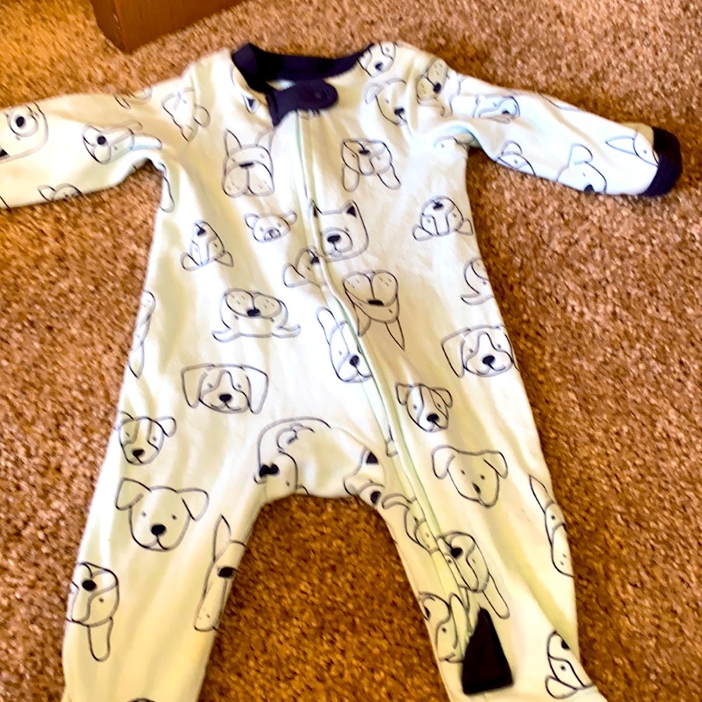 Baby clothes